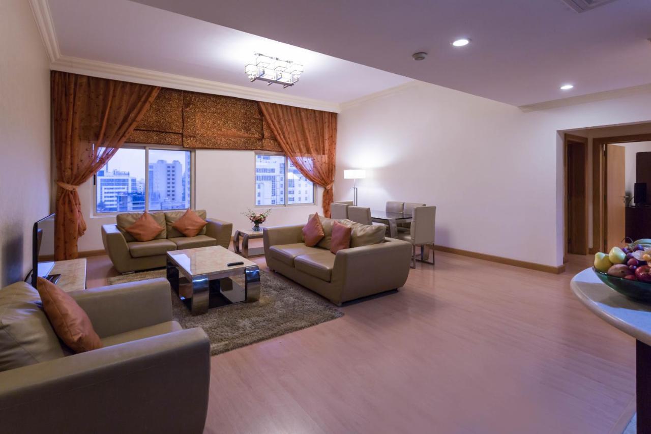 Al Safir Tower - Residence Manama Exterior photo